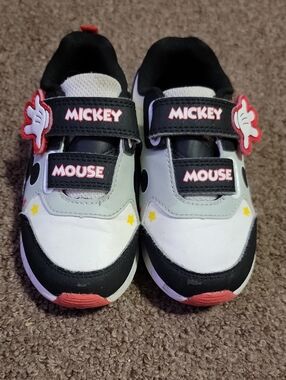 Mickey Mouse Kids' White and Black Velcro Sneakers Size 9 Toddler